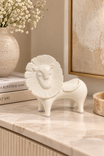 Majestic Lion Sculpture