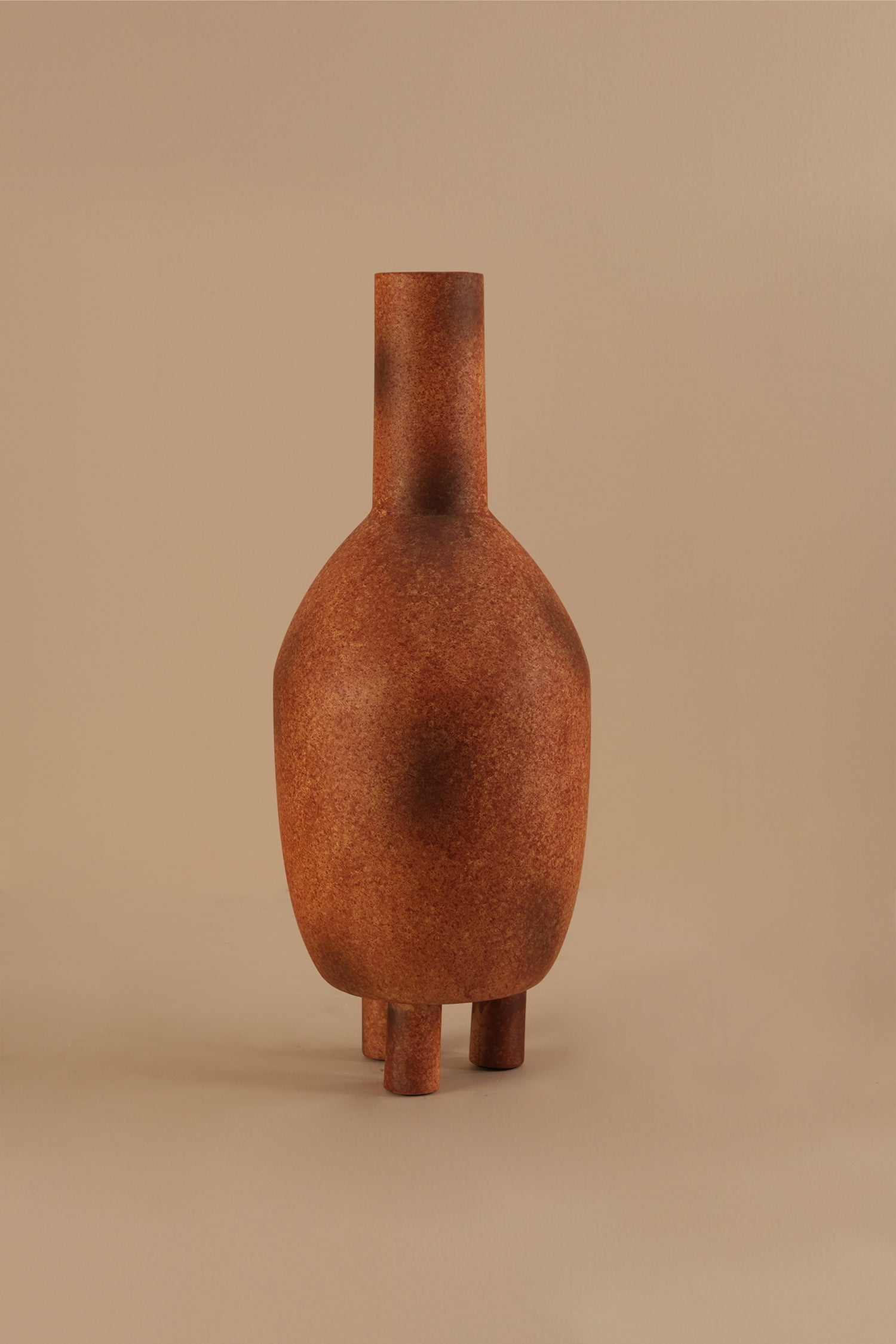Tripod Brown Vase - B