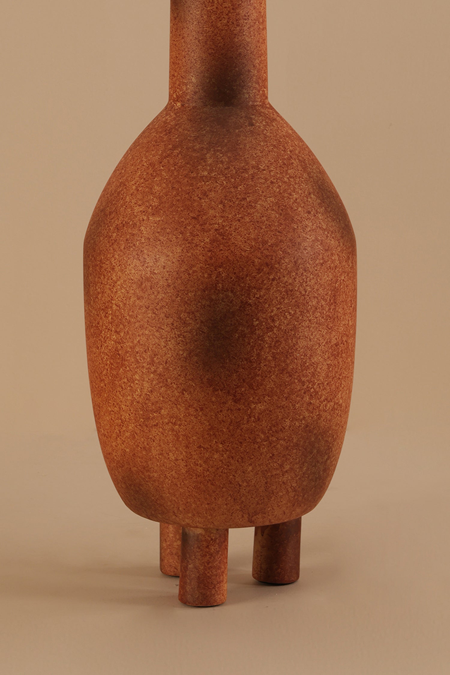 Tripod Brown Vase - B