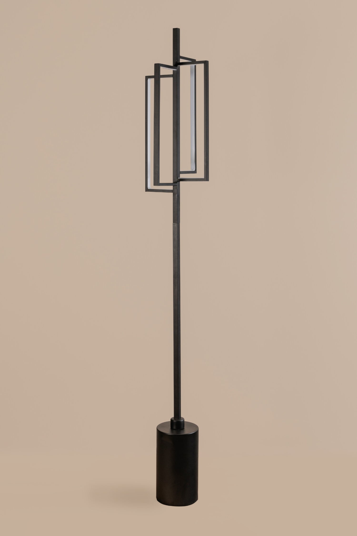 Geometrix Mono Floor Lamp