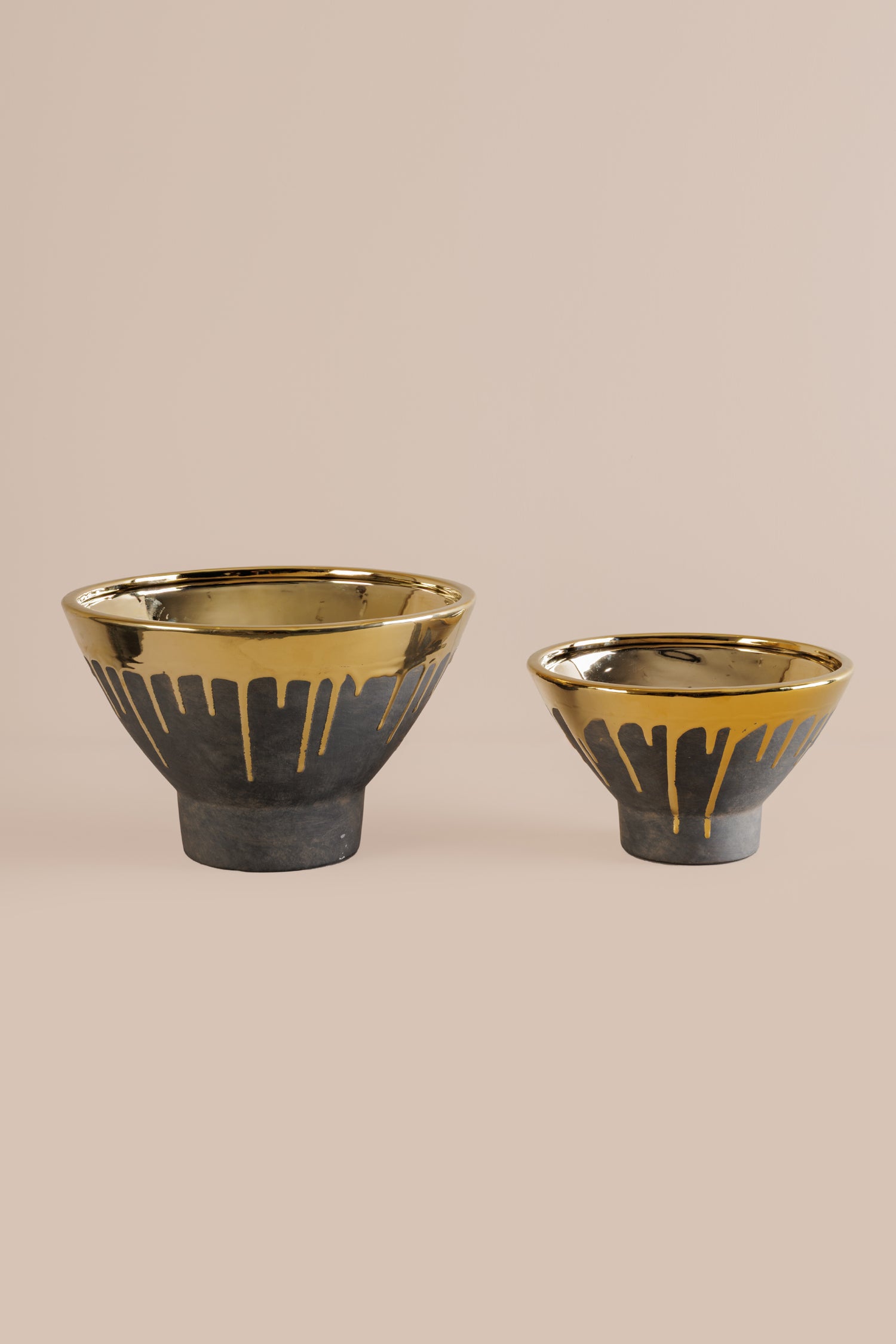 Doro Black- Golden Bowl Decor- S