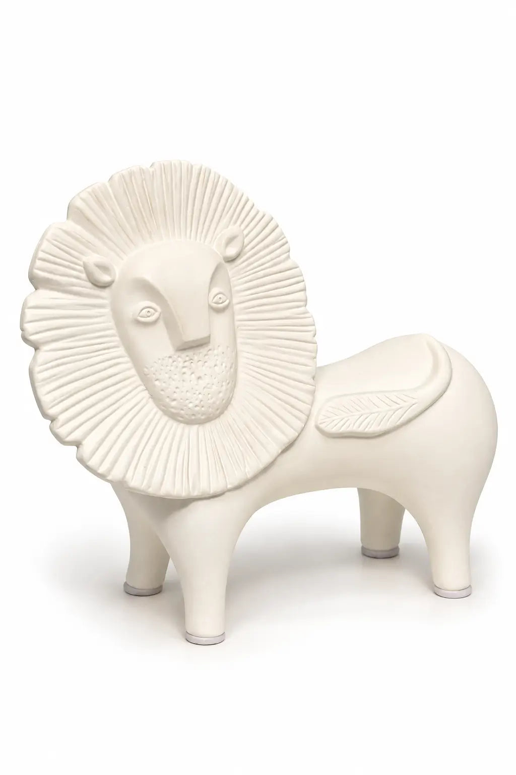 Majestic Lion Sculpture