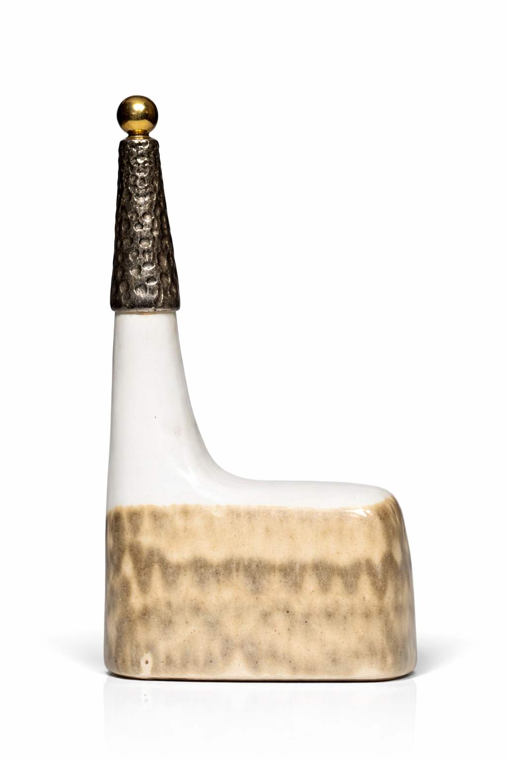 Regaliae Decor Accent