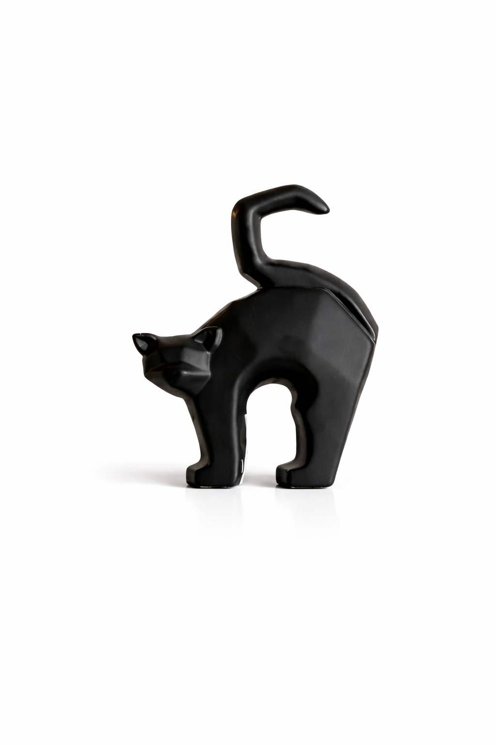 Revia Sculpture