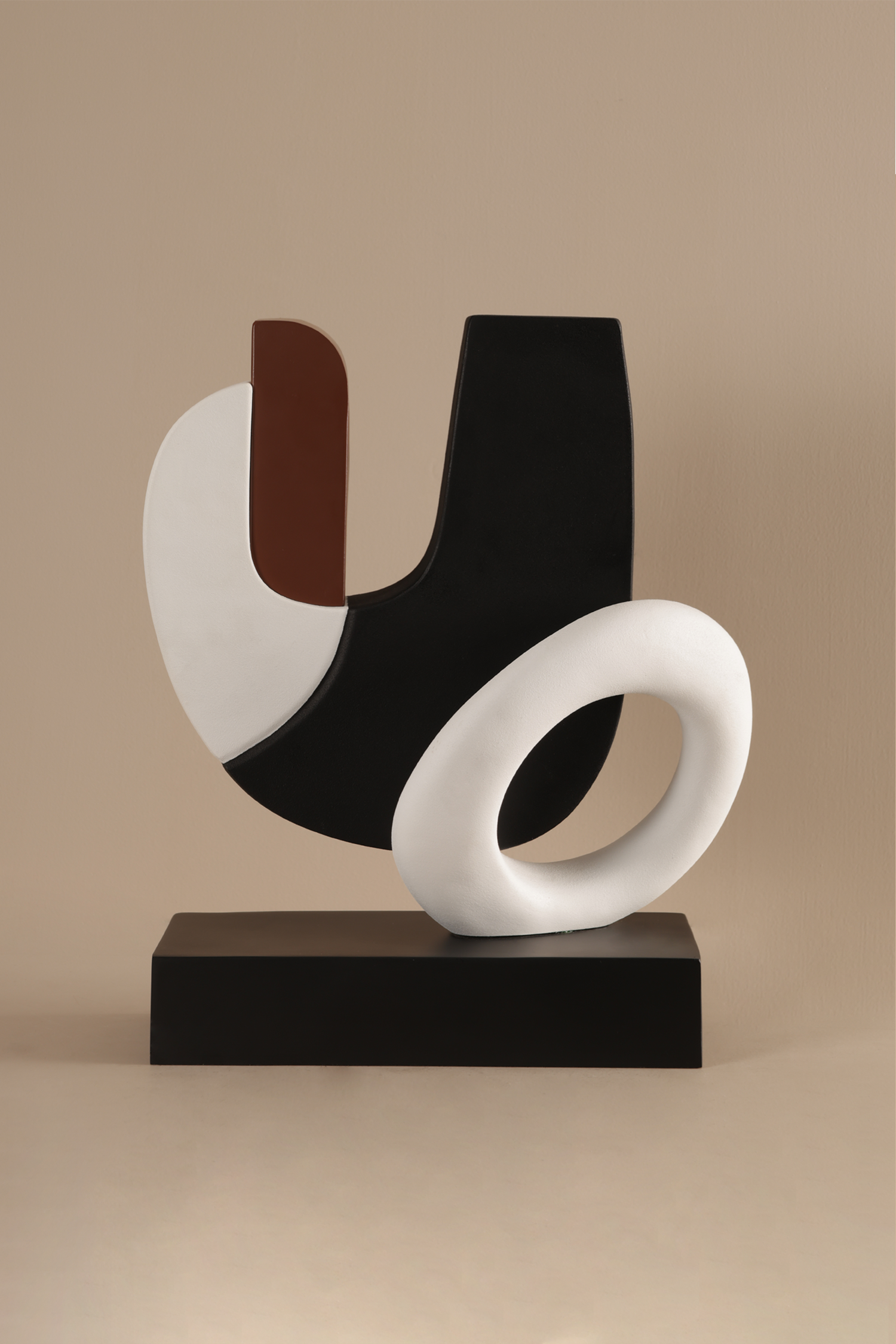 Mossa Resin Sculpture - B