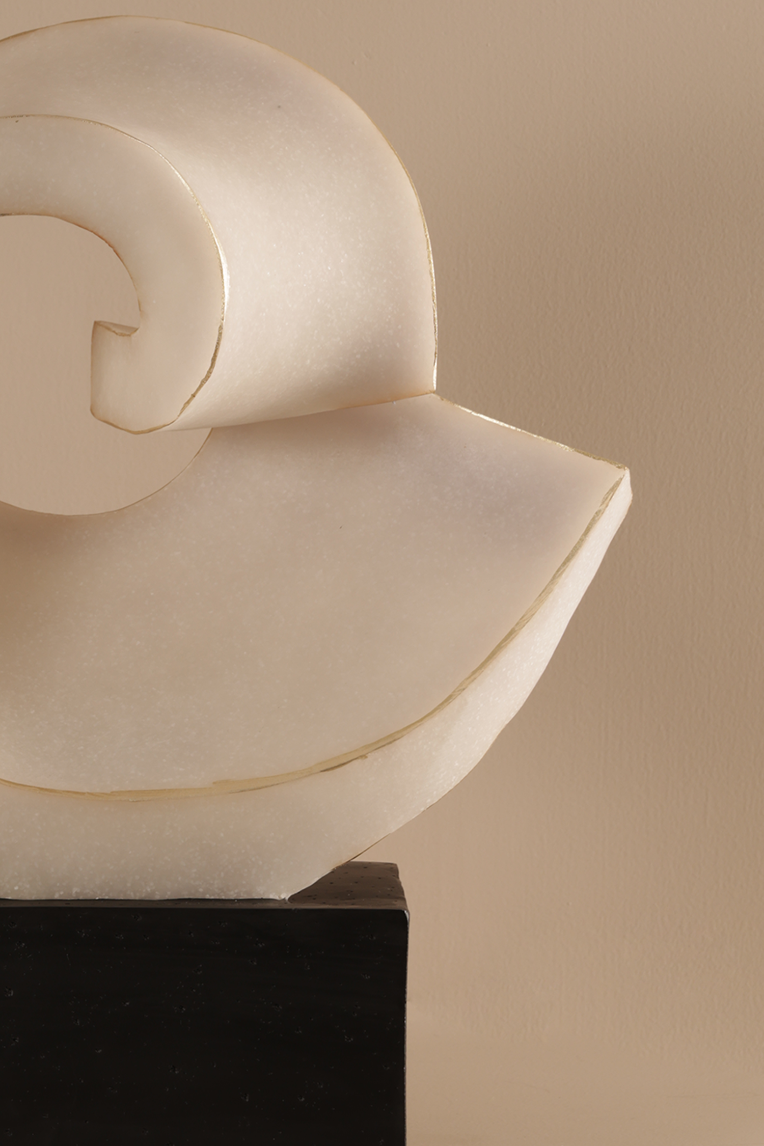 Curly spiral Abstract Sculpture