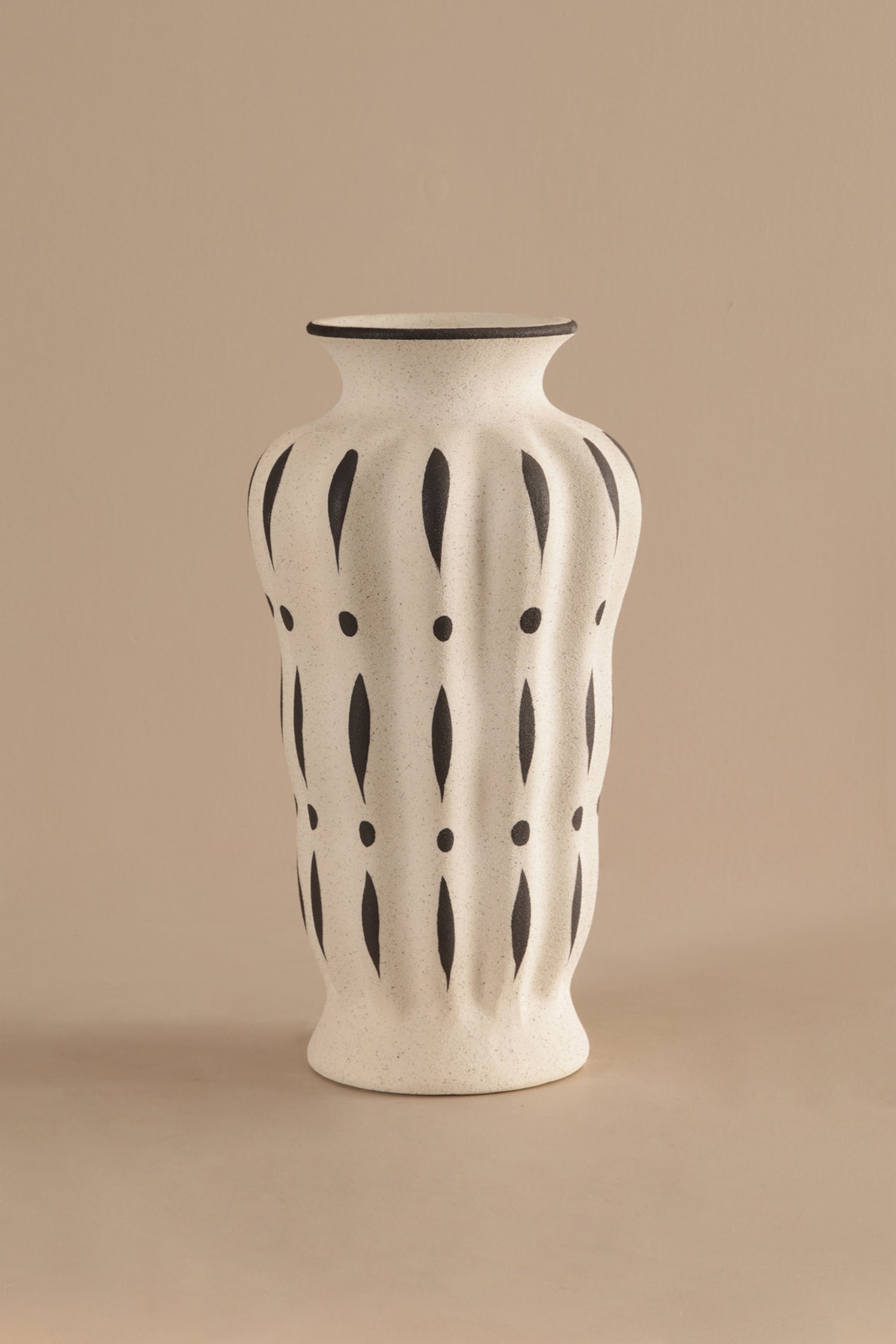 Leafy White Flower Vase - S