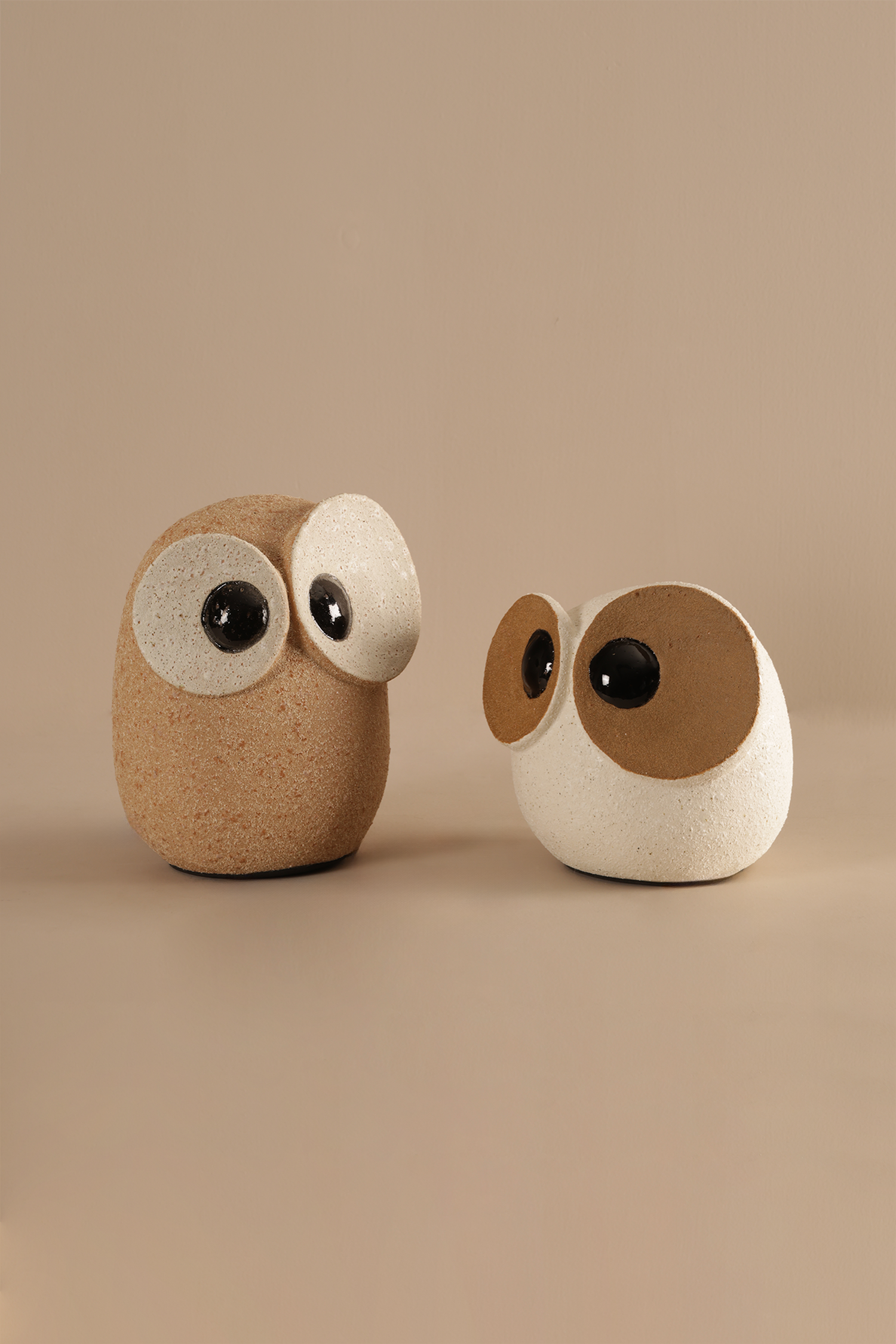 Bino Owl White Figurine Sculpture - B