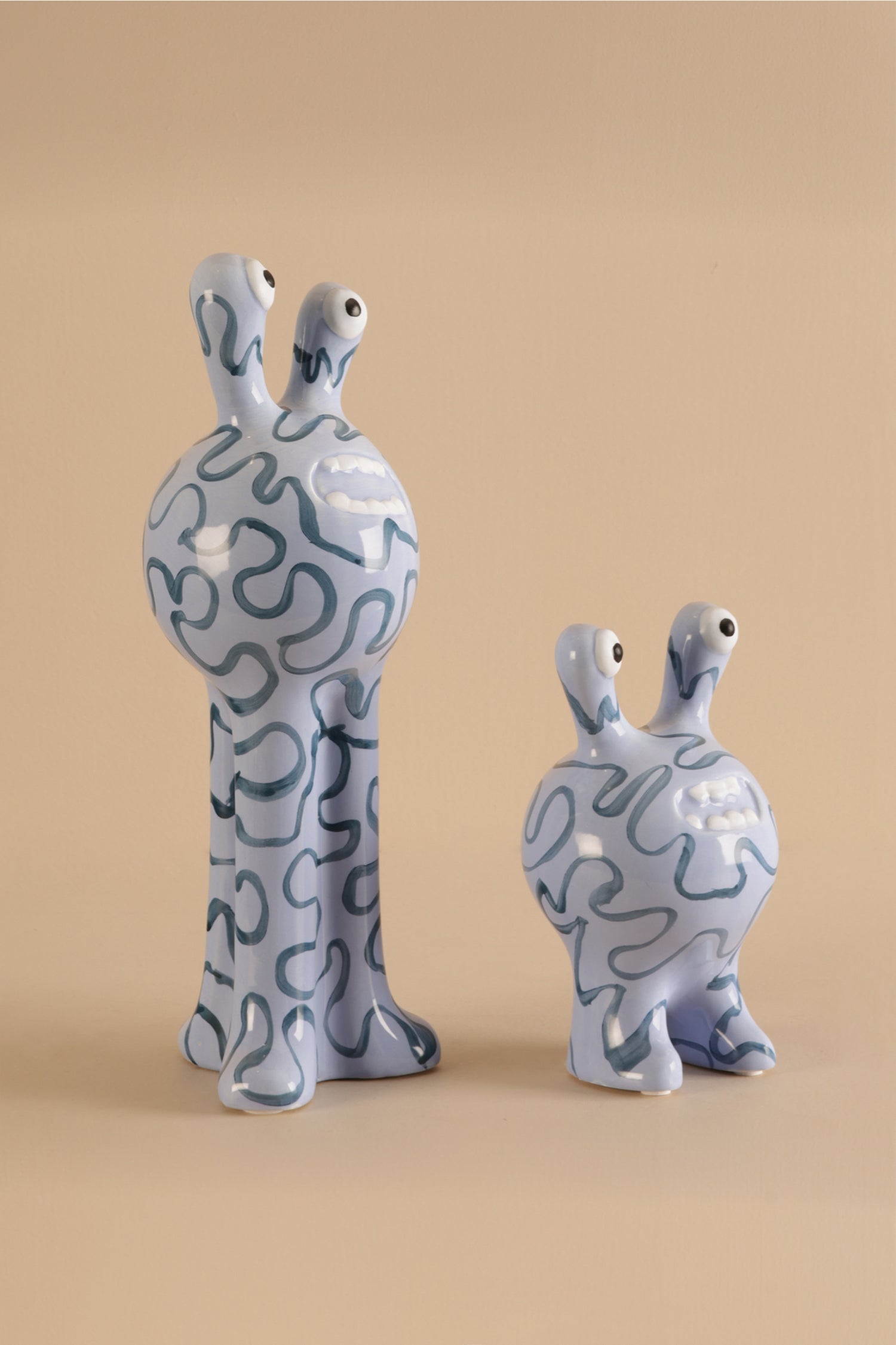 Ziggle Creature White Home Decor - L