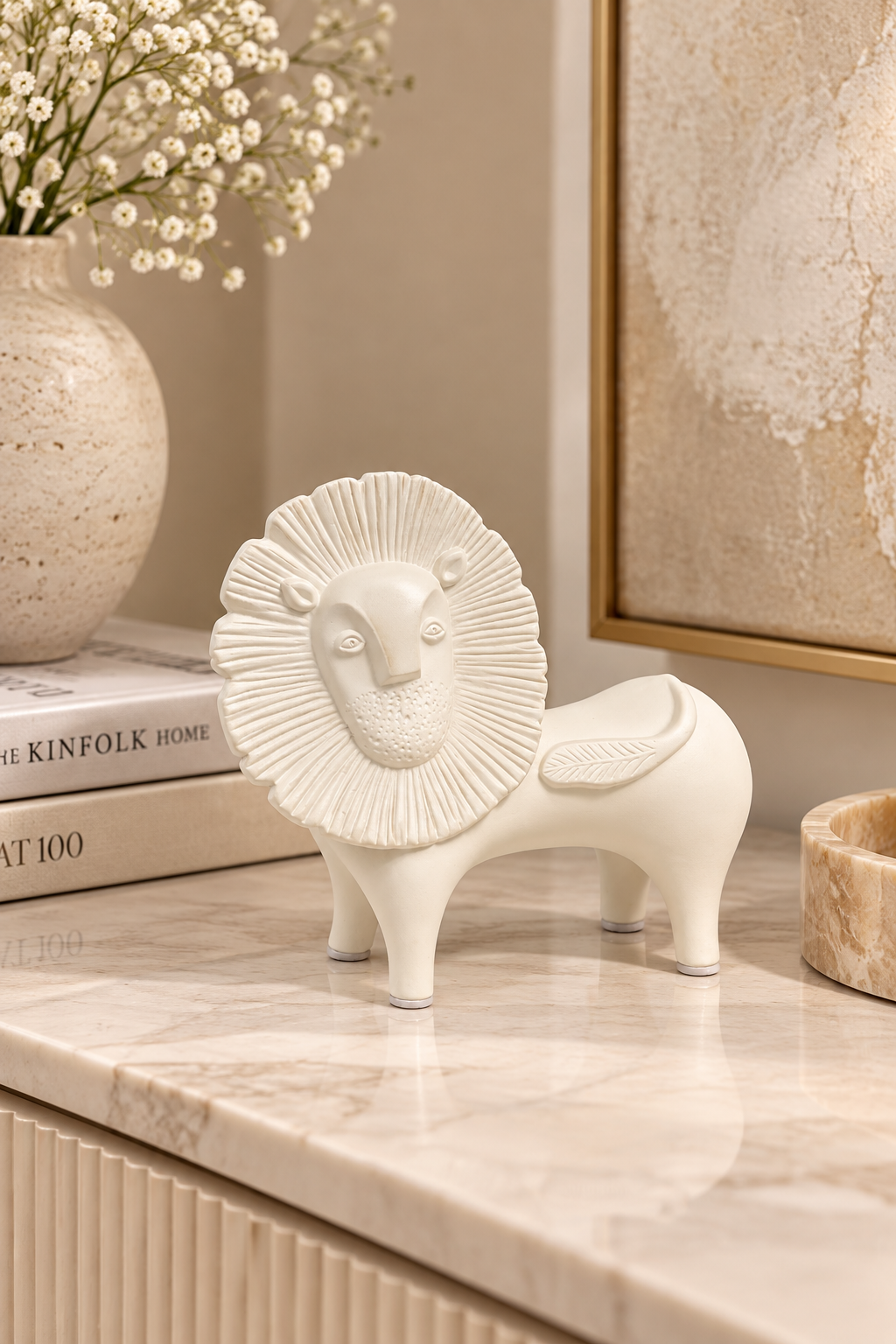 Majestic Lion Sculpture