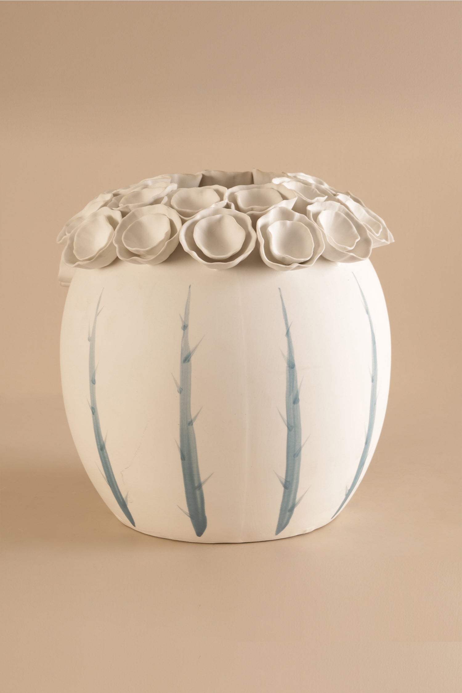 Rosalia White Flower Vase
