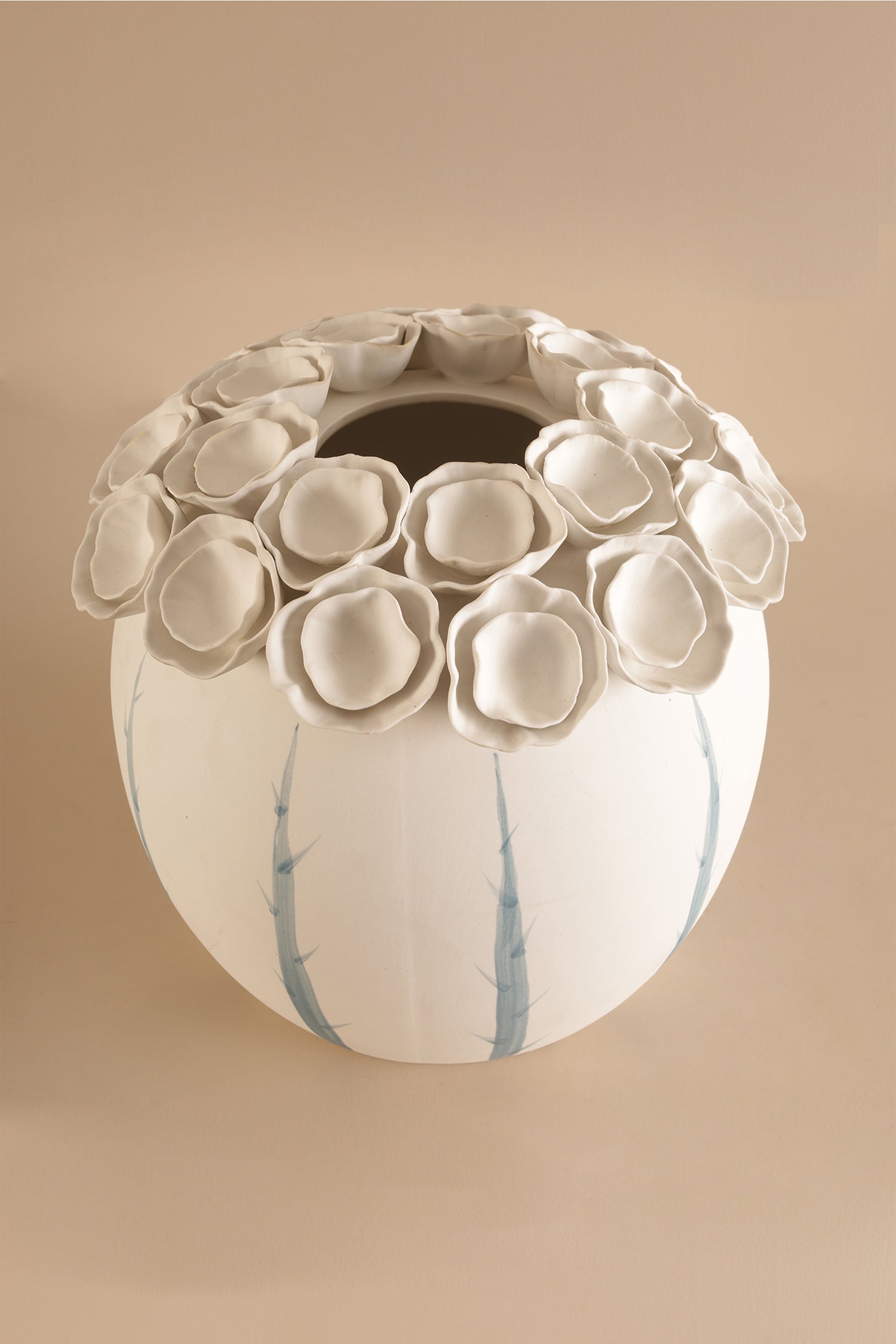 Rosalia White Flower Vase